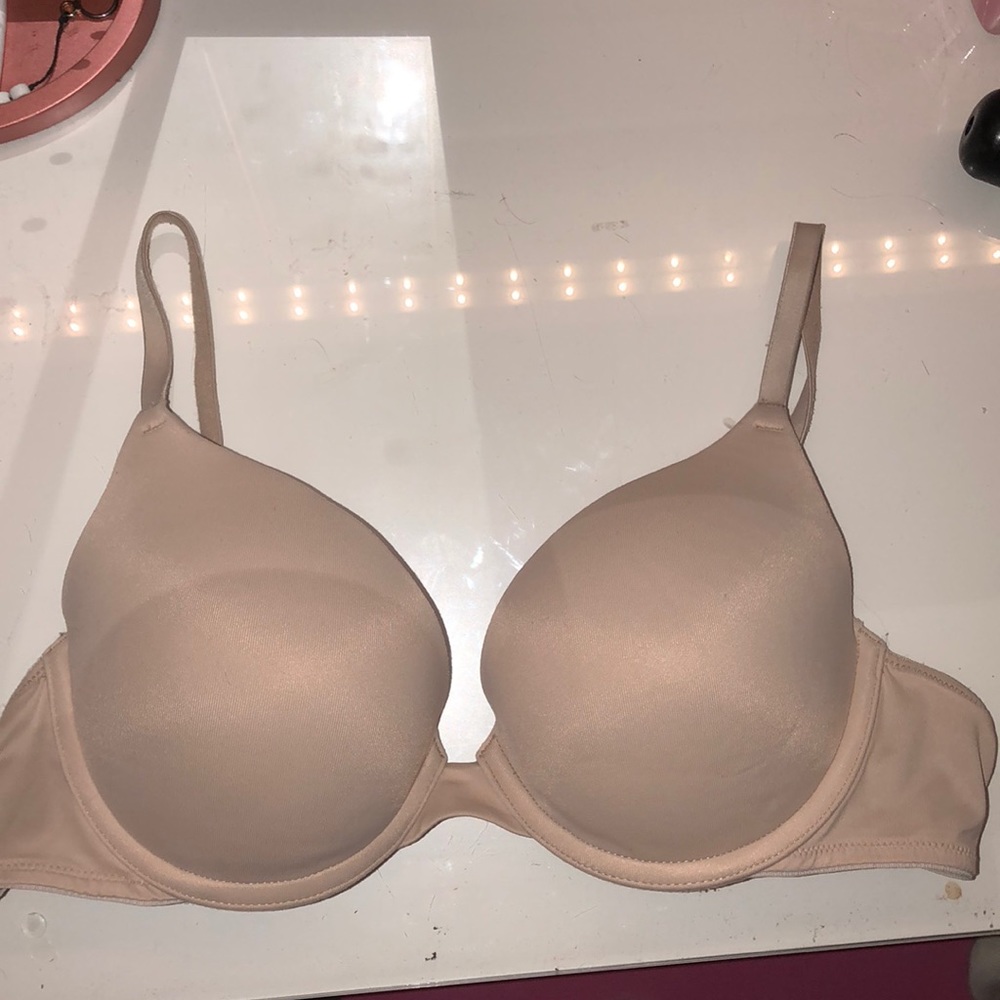 Pink push-up bra